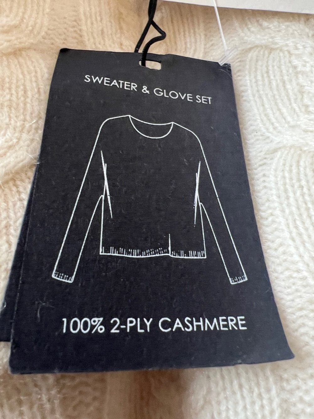 NWT 100%  TAHARI Cream Cable-Knit Crewneck Cashmere Sweater with Glove box set. - Picture 3 of 8